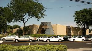 18 Pizzerias, and Picket Fences, Too