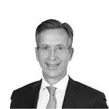 Francisco Aldavero, Europe