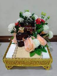 Sekiranya ada permintaan khas/istimewa (mengikut jenis bunga, riben dsb), harga akan bergantung kepada jenis bahan yang digunakan untuk gubahan. 7 Dulang Hantaran Untuk Gubahan Hantaran Murah Sandakan Facebook