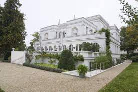 Neulich wusste wolfgang joop (68) mal wieder nicht, wo es nach hause geht. Villa Von Wolfgang Joop In Potsdam Klassizismus Wolfgang Joop Potsdam