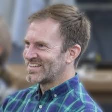 Sean Kerr's Instagram, Twitter & Facebook