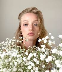 Model Ash Walker Rejects Photoshop Beauty Interview