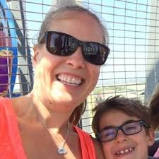 Want more photos of your mom? Here are some tips