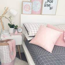 It's too feminine and girlie but i actually find it incredibly chic. Pink And Grey Aesthetic Photo Pastel Room Room Inspiration Trendy Bedroom