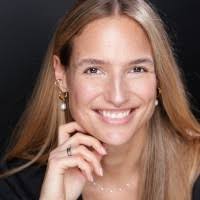 200+ perfiles de «Desiree»