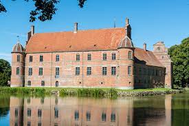 Rosenholm jagtforening udspringer i den gamle rosenholm kommune. File Rosenholm Slot Syddjurs Kommune 2 706 22447 1 Ajb Jpg Wikimedia Commons