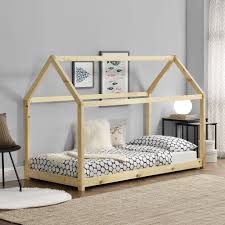 Ob von matratzen concord, schlaraffia, irisette, einem matratzen outlet oder dunlopillo, die kaltschaummatratze tritt den siegeszug an. En Casa Kinderbett Mit Matratze 90x200cm Blau Holz Haus Design Kiefernholz Bett Holzbett Hausbett Kaltschaummatratze Oko Tex Standard 100 Allergikergeeignet Atmungsaktiv Kinderzimmer Baby Kinderbetten