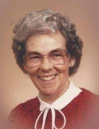 Joan Grooms's Instagram, Twitter & Facebook