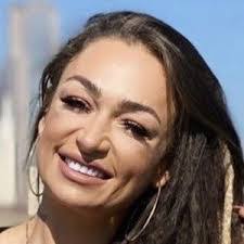 Christine Randall's Instagram, Twitter & Facebook