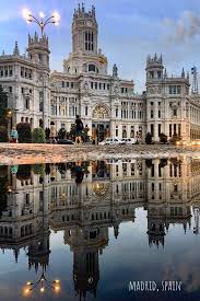 Marid Spain Madrid Spain S Central Capital Is A City Of Elegant Boulevards And Expansive Manicured Parks Such As The B In 2020 Spain Travel Europe Vacation Madrid