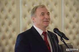 Spaţiul public este invadat de subiecte ce abordează diferite cauze de natură penală, în care sunt implicate persoane cu nume sonore. Procurorul General Augustin LazÄr La Alba Iulia SoluÈia De Achitare DemonstreazÄ CÄ Nimeni Nu E Mai Presus De Lege Ziarul Unirea