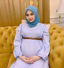 Syima Eima Di Instagram Last Post Gambar Utk 2020 8 Bulan Sudah Pregnant Kali Ni Kembang Lain Macam Sikit Agak Pregnant Women Women Pregnant Mother
