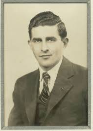 Maurice Everett's Instagram, Twitter & Facebook