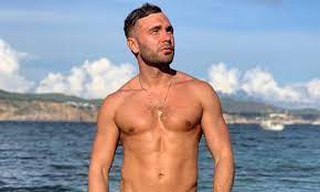 Cristian Suescun, de realities de Mediaset al porno gay en su propio  Onlyfans - FormulaTV