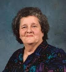 Lola Powers's Instagram, Twitter & Facebook