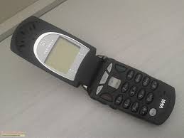 Saw Motorola V60i Cell Phone replica ...