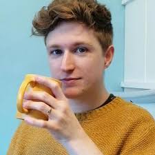 Hey all from the UK 👋 I went barefoot back in summer to help with a  recurring bad back