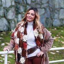 Özge özder, tv8 ekranlarında izleyicilerle buluşacak olan o ses türkiye yılbaşı özel programının konukları. Ozge Ozder Official Photos Facebook