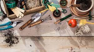 7 Must Have Garden Tools At Menards