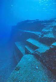 A channel or trough in the monument : World Mysteries The Yonaguni Monument Unexplained Underwater Structure Star In The Stone