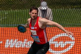 Niklas kaul hatte jetzt wirklich nicht wenig zu tun, aber zunächst rief eine weitere, sehr dringende kaul überlegt noch, ob er in drei wochen in ratingen einen zehnkampf absolvieren soll. Kaul Hat Olympia Teilnahme Sicher Und Beendet Zehnkampf Vorzeitig