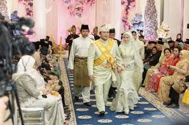 A'ishah putri, kelantan, sultan, kota bharu, sultan ismail petra, sekolah, agama, aishah putri, abdul, perempuan, menengah his highness prince abdul qawi and his bride her royal highness tengku amalin a'ishah putri at their wedding ceremony held in kota bharu. Kini Berkahwin Dengan Kerabat Brunei Tengku Amalin Aisyah Putri Pernah Bergelar Majistret