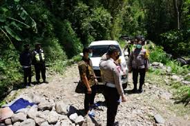 Memiliki berbagai layanan keehatan terbaik yang ada di makassar dengan berbagai dokter yang hebat untuk anda dan keluarga. Bikin Merinding Kisah Mobil Tersesat Di Hutan Angker Usai Bertemu Perempuan Misterius