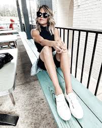 Black Biker Shorts Outfit Summer How To Wear Biker Shorts Life Lutzurious In 2020 Fitness Fashion Outfits Blogger Outfit Inspiration Summer Shorts Outfits