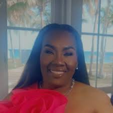 April Holt Smith❌ (@talkingwithapril)