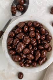 The coffee bean has about 6 milligrams, and the rest comes from the chocolate coating. Chocolate Covered Espresso Beans Easy Healthy Recipes