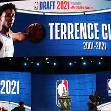 Jul 30, 2021 · it is my honor to now announce that with the next pick in the 2021 nba draft, the nba selects terrence clarke from the university of kentucky, nba commissioner adam silver said. 5fdiooturv7m5m