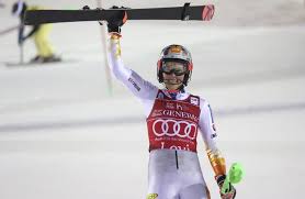 Sieg beim nachtslalom von schladming geht an mikaela shiffrin, kleine kristallkugel vorzeitig an petra vlhová. Slalom Der Frauen In Levi Vlhova Gewinnt Erneut Vor Shiffrin