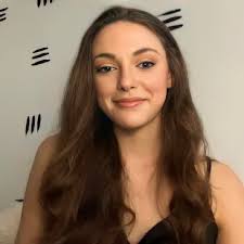 Elise Danielle J Russell"