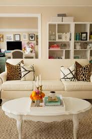 هن بالصور إليك كنب جلد أنيق لمنزلك