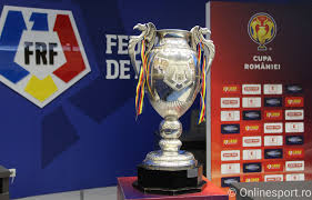 The league at a glance. Finala Cupei Romaniei Universitatea Craiova Si Astra Giurgiu Cu Trofeul Pe Masa Onlinesport Ro