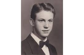 Robert Sevy's Instagram, Twitter & Facebook