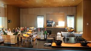 Singapore changi airport (sin iata), changi or just the airport to locals, is the main commercial airport of singapore. Review Sala Vip Pau Casals Lounge Barcelona Airport Terminal 1 Morepremium Com