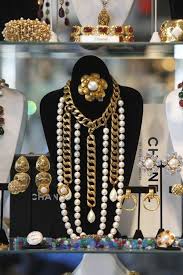 In Palm Beach County Secondhand Designer Clothes Are As Good As The First Time Palm Beach Clothes Design Palm Beach County