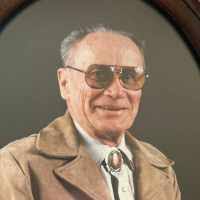 Vernon Richard McPeak (1919–2005)