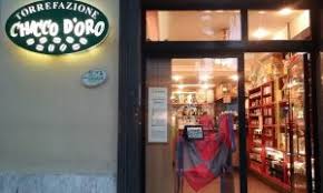 Nella ricetta del caffè del marinaio, al caffè bollente vengono aggiunti degli alcolici: Il Caffe Del Marinaio La Bevanda Nata A Bordo Dei Pescherecci