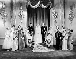 De britse koningin elizabeth en haar man prins philip hebben hun eerste coronavaccinatie gekregen, bevestigt buckingham palace zaterdag. Koningin Elizabeth En Prins Philip Vieren 70 Jaar Huwelijk Max Vandaag