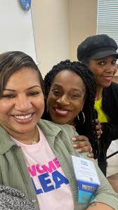 You never know who’s watching. Keep doing what you love and things will  work out in the time that’s best fit for you., Shout out to my mom  @deborahoates_ and sister @hey_itskaral for supporting me and ...