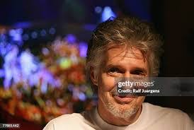 David Holle's Instagram, Twitter & Facebook