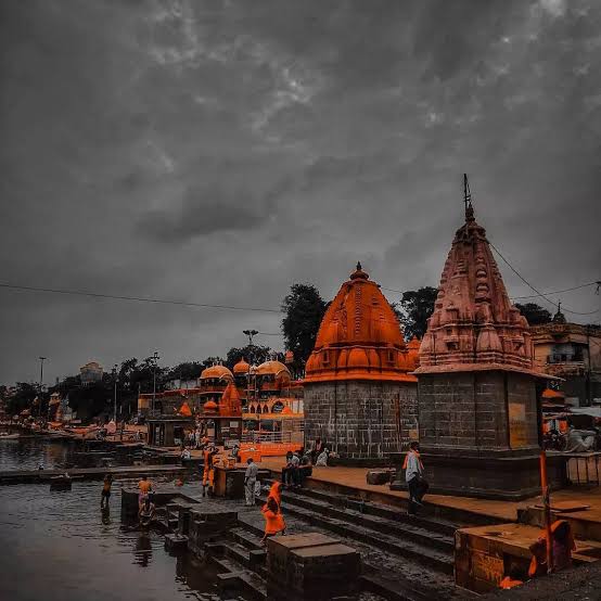 Ghats of Ujjain: Sacred Sites Along the Holy Shipra River - उज्जैन दर्शन