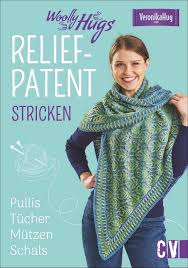 Maybe you would like to learn more about one of these? Woolly Hugs Reliefpatent Stricken Pullis Tucher Mutzen Schals Mit Musterstarker Farbenpracht Wird Das Selbst Gestrickte Unikat Zum Absoluten Hingucker Veronika Hug Jager Silvia Amazon De Bucher