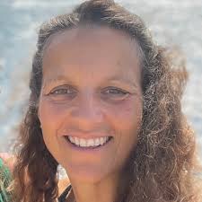 𝗜𝗰𝗵 𝗲𝗿𝗶𝗻𝗻𝗲𝗿𝗲 𝗺𝗶𝗰𝗵 𝗻𝗼𝗰𝗵 𝘀𝗼 𝗴𝘂𝘁! Was hab ich mich in  meinen Anfangsjahren als Beraterin und Coach oft schwer damit getan, meinen  Klient*innen auch mal einen Wunsch abzuschlagen…