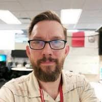 Rob Lund's Instagram, Twitter & Facebook