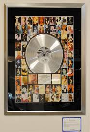Solo de mibad bunny • x 100pre. Riaa Certification Wikiwand