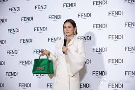 2 article(s) tagged with 米倉涼子. å†™çœŸ ç±³å€‰æ¶¼å­ Fendiã‚¸ãƒ£ãƒ'ãƒ³ãƒ–ãƒ©ãƒ³ãƒ‰ã‚¢ãƒ³ãƒã‚µãƒ€ãƒ¼å°±ä»»è¨˜è€…ä¼šè¦‹ ã‚¨ãƒ³ã‚¿ãƒ¡