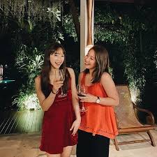 Ia menghadiri pernikahan sang kakak, kirana karang, yang digelar di yogyakarta pada sabtu (7/8). 5 Potret Kebersamaan Dita Karang Secret Number Bersama Sang Kakak Super Kompak Merdeka Com